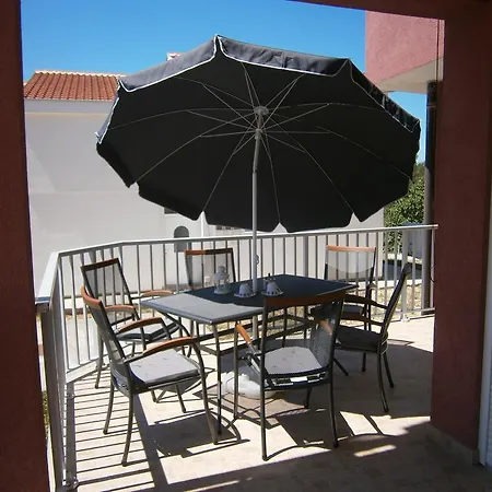 Zobic Apartment